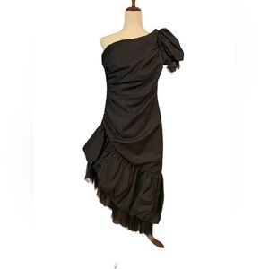 Vintage Black Taffeta Asymmetrical, One Sleeve Cocktail, Formal,  Prom Dress XS